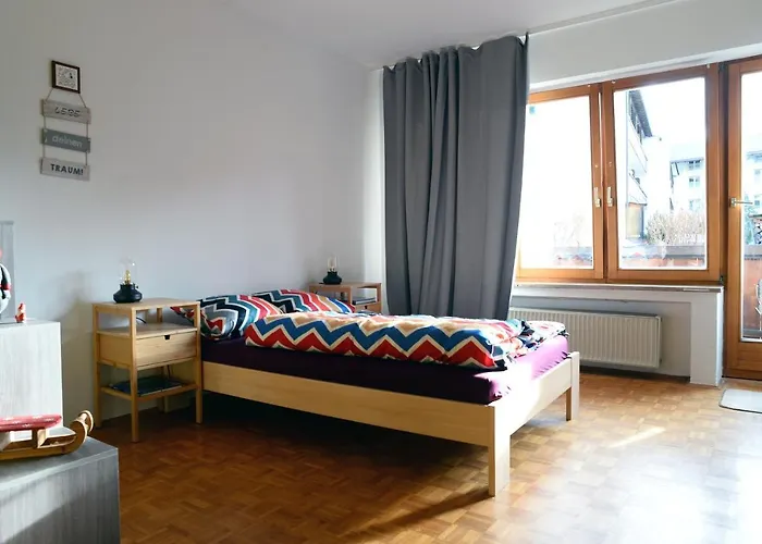 Hindenburg Str Apartment *